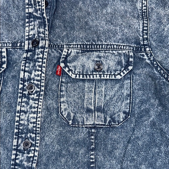 Levi's Blue Denim Button Down Shirt Sz.‎ S - Picture 7 of 10